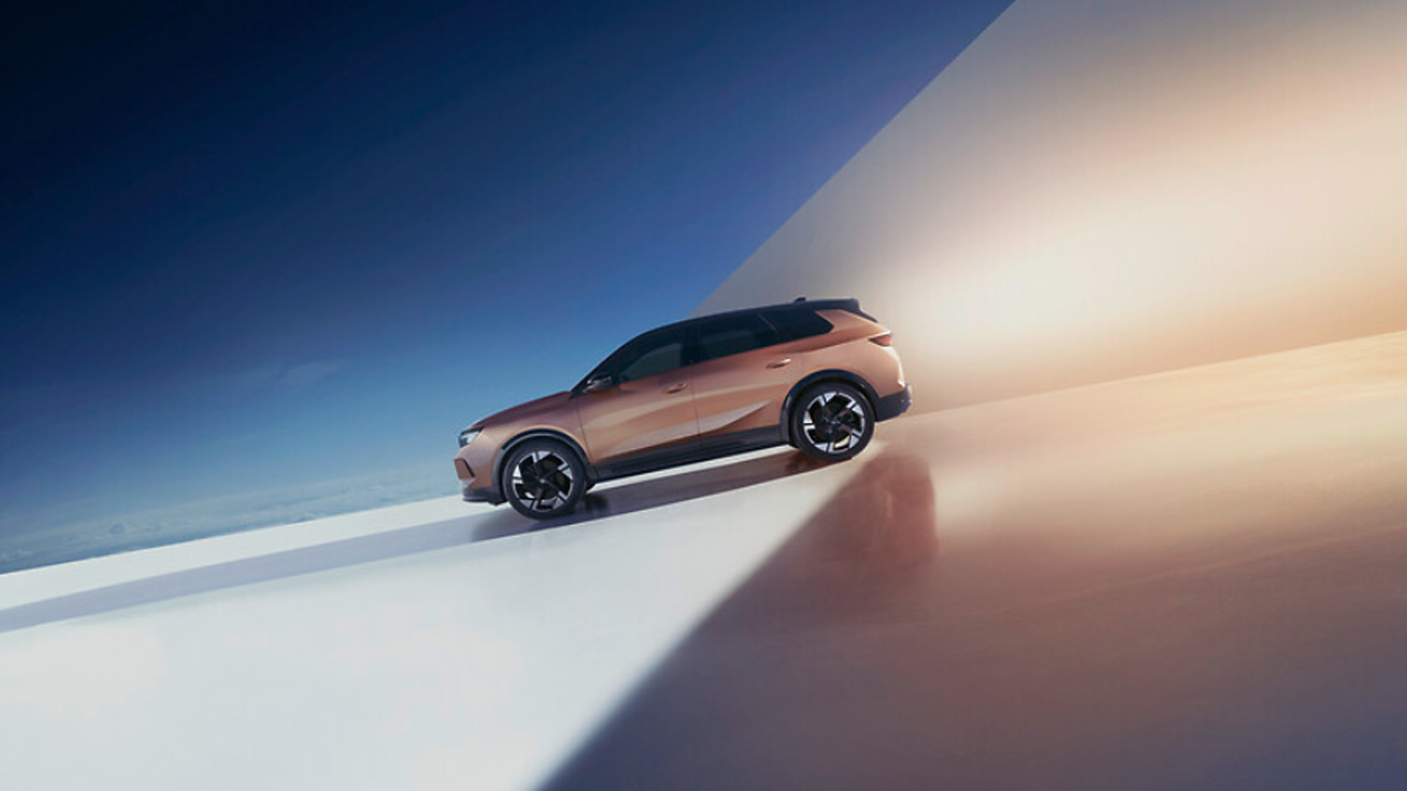 Opel Grandland - Hybridní pohon - Čistá radost z jízdy Opel Grandland