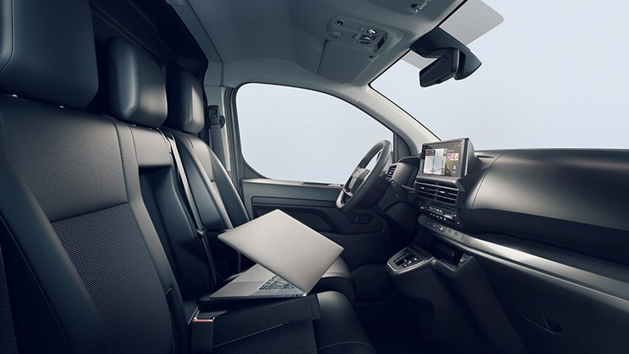 Opel Vivaro Electric - Mobilní kancelář - Nastavitelný stolek Opel Vivaro Electric
