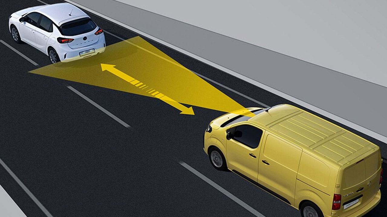 Opel Vivaro Electric - Pro řidiče - Upozornění na nebezpečí srážky Opel Vivaro Electric