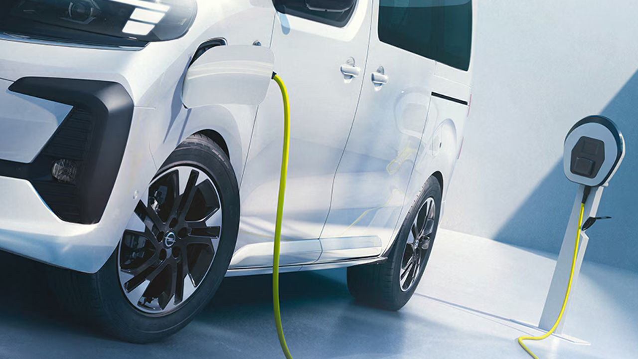 Opel Zafira - Jízdní dynamika - Snadné a rychlé nabíjení Opel Zafira